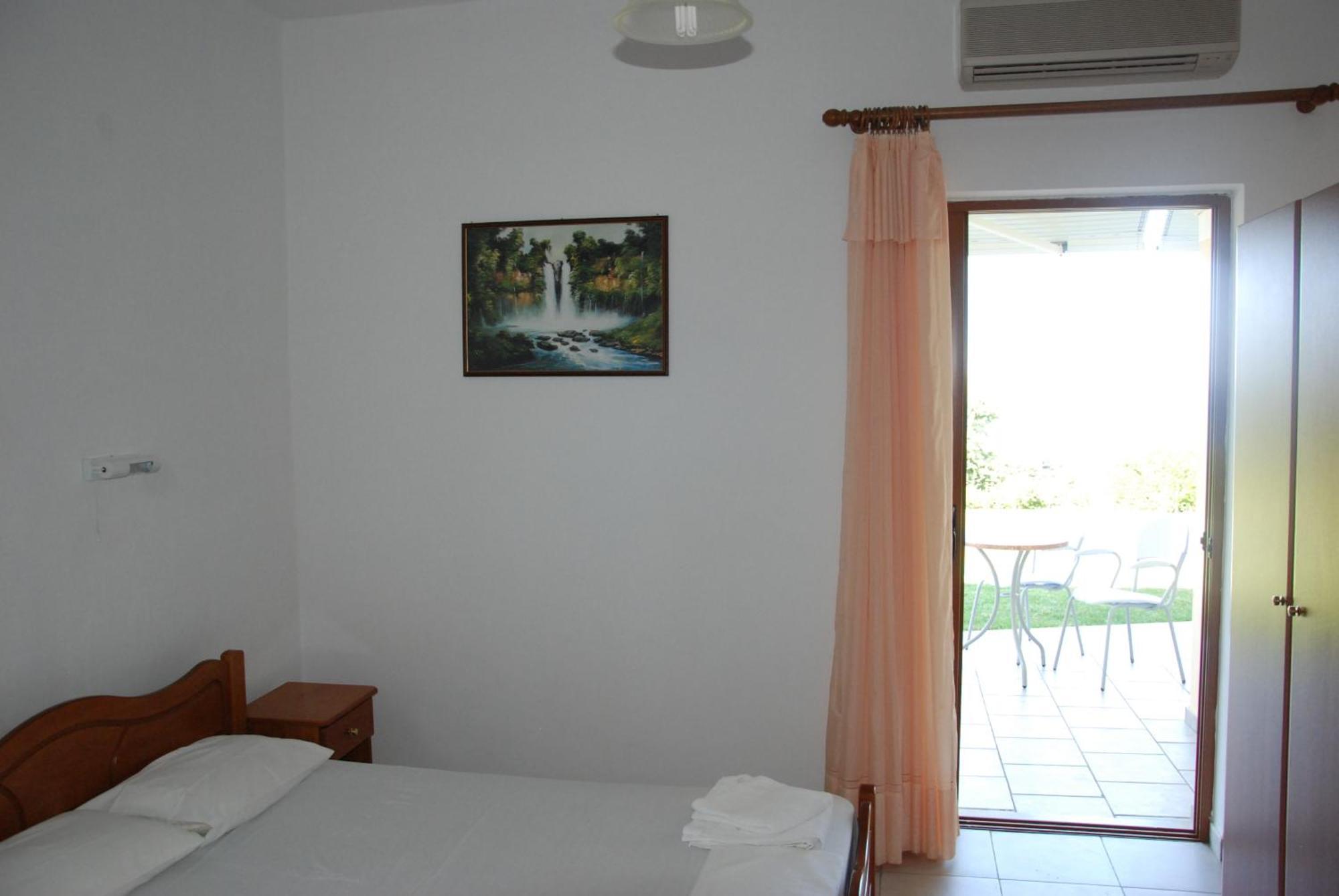 Artolithia Apartments Ríza Quarto foto